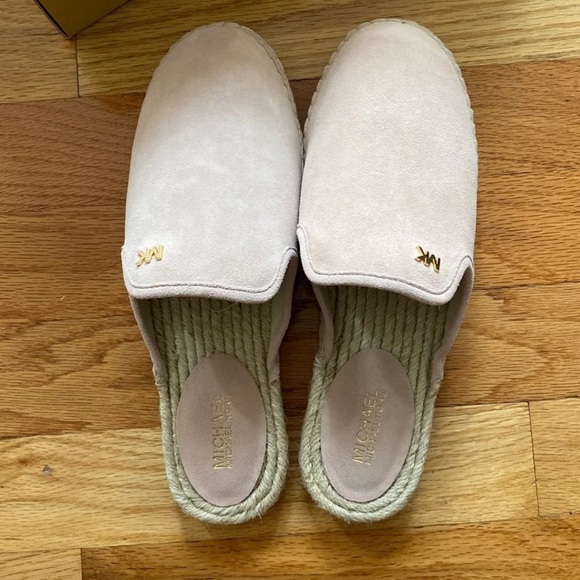 Michael Kors Slip-On Espadrilles NWOT - Picture 3 of 4